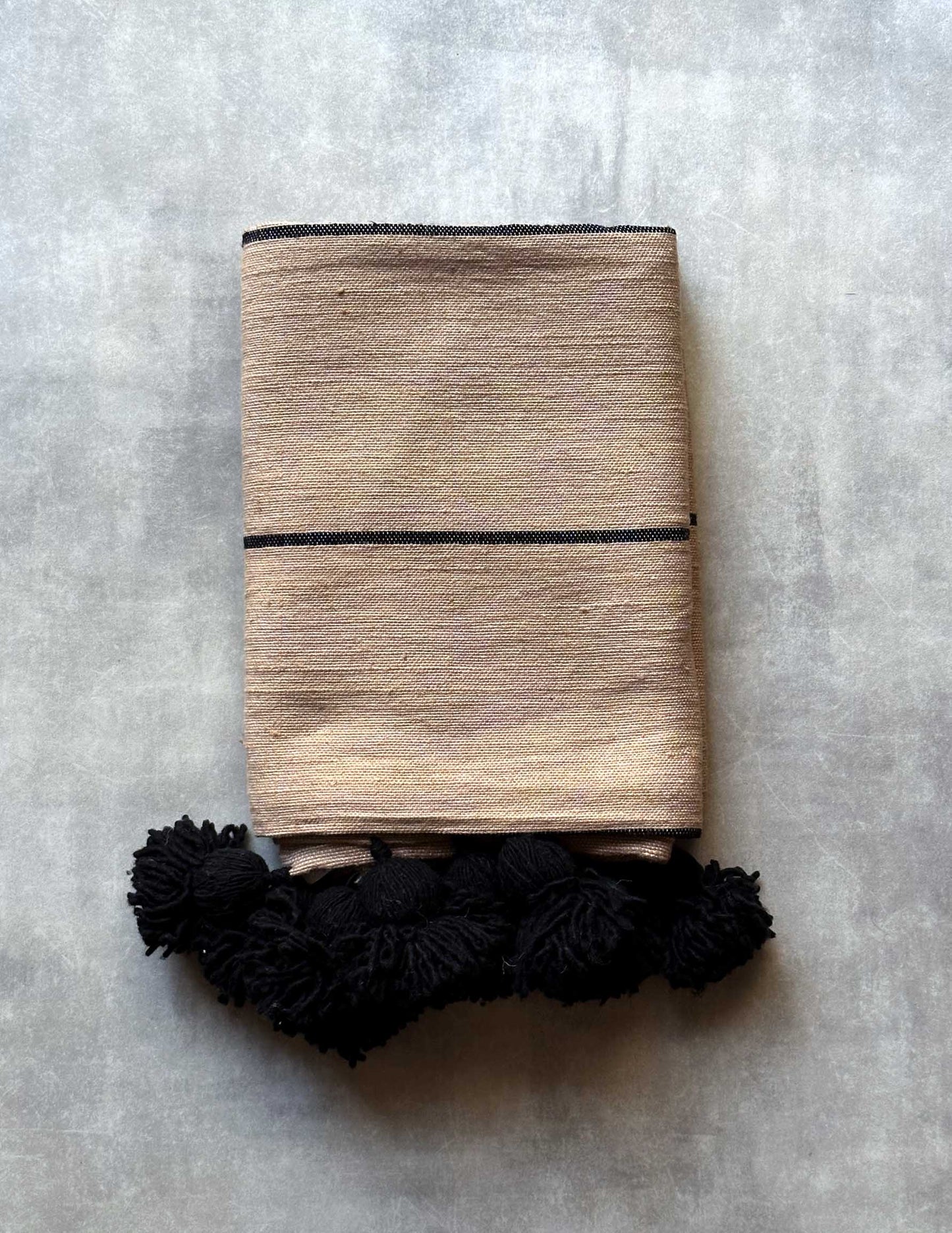 Pompom blanket