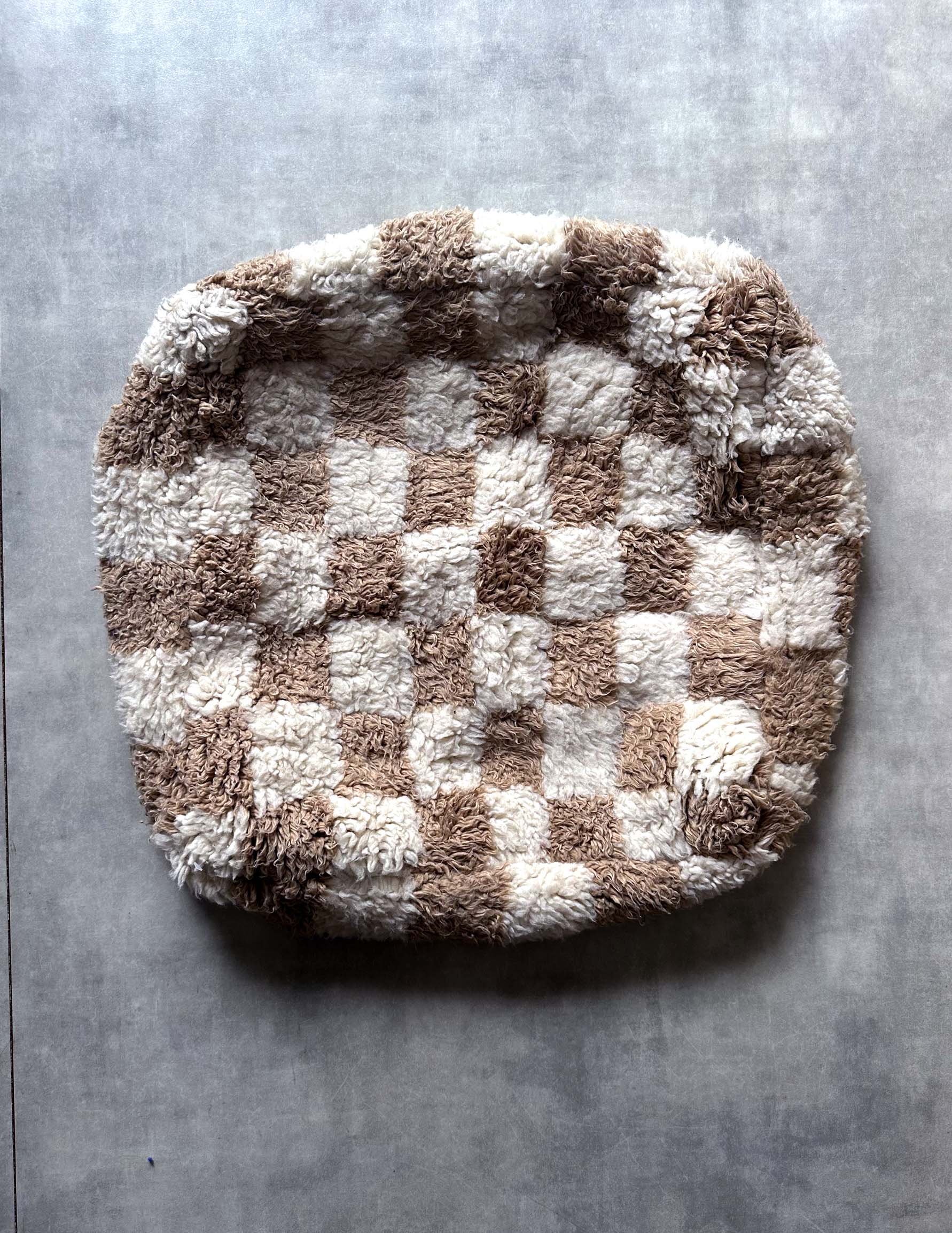 Checker Pouf – Zarabiya
