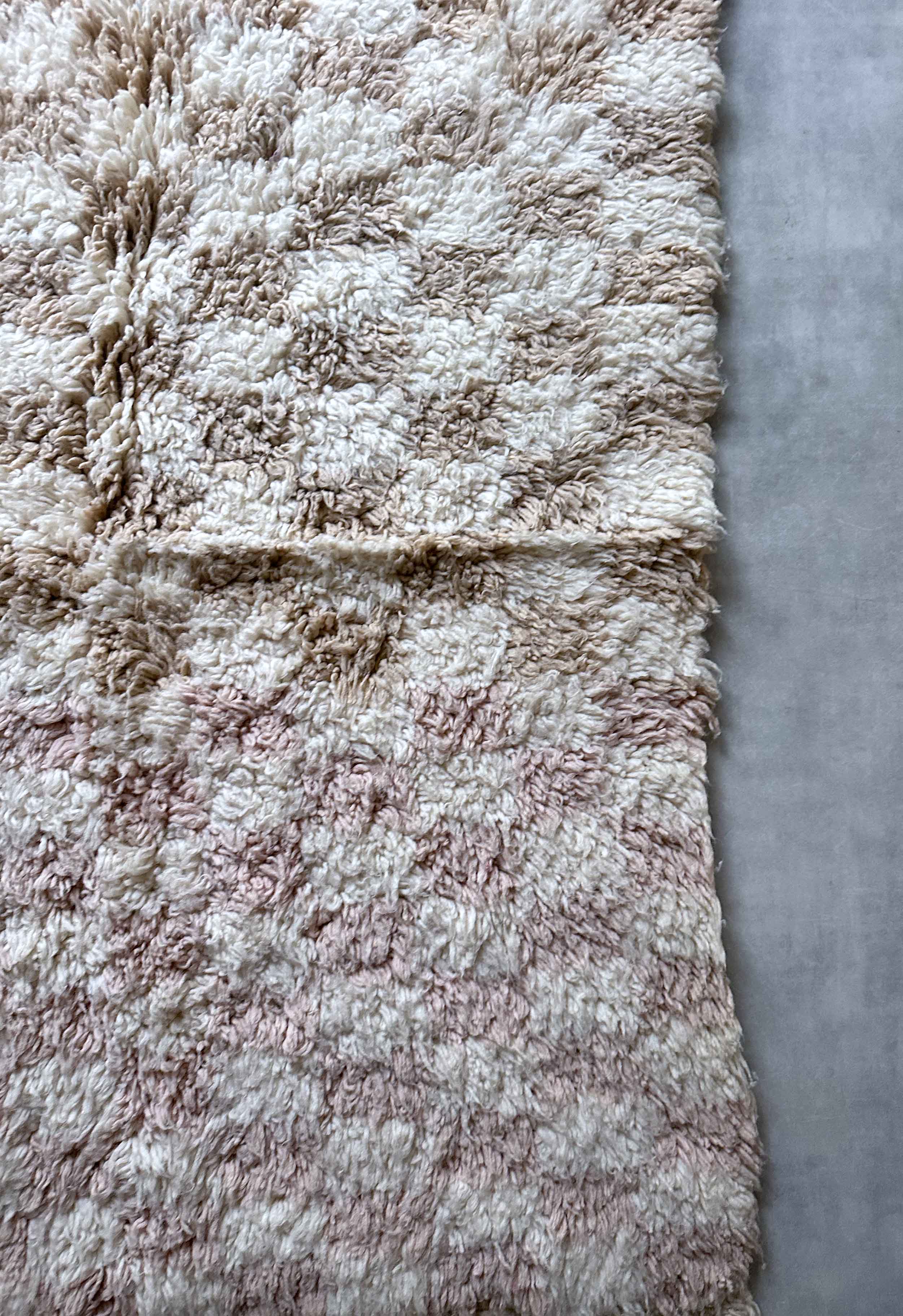 Checker rug – Zarabiya