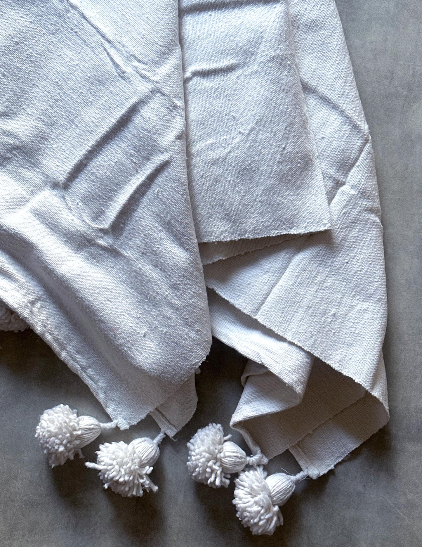 Pompom blanket (ワイト)