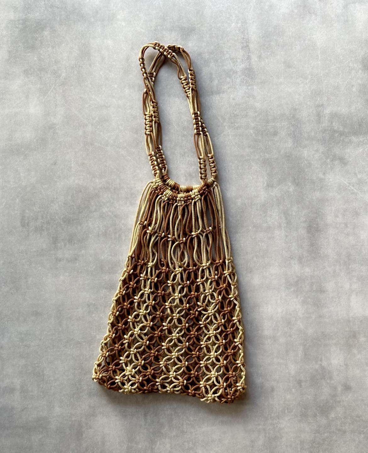 マクラメ編みバック