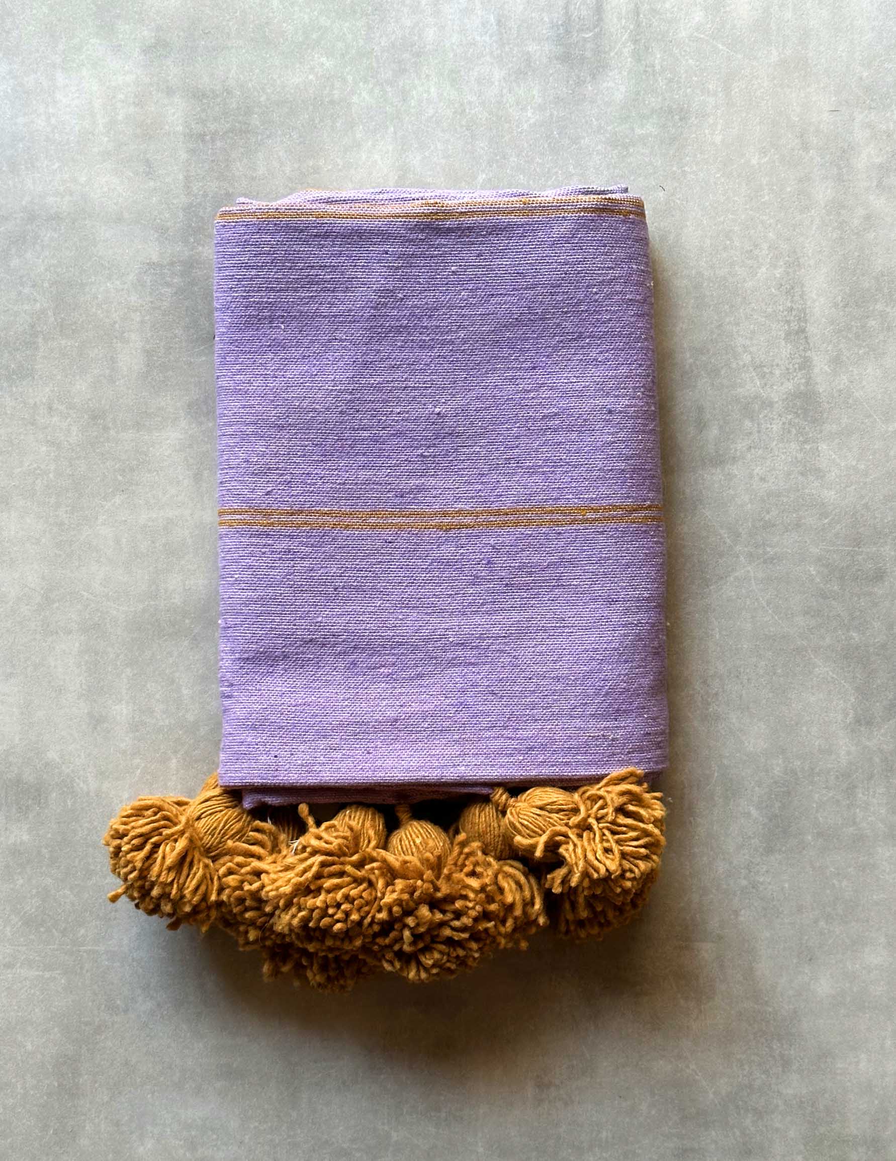 Pompom blanket