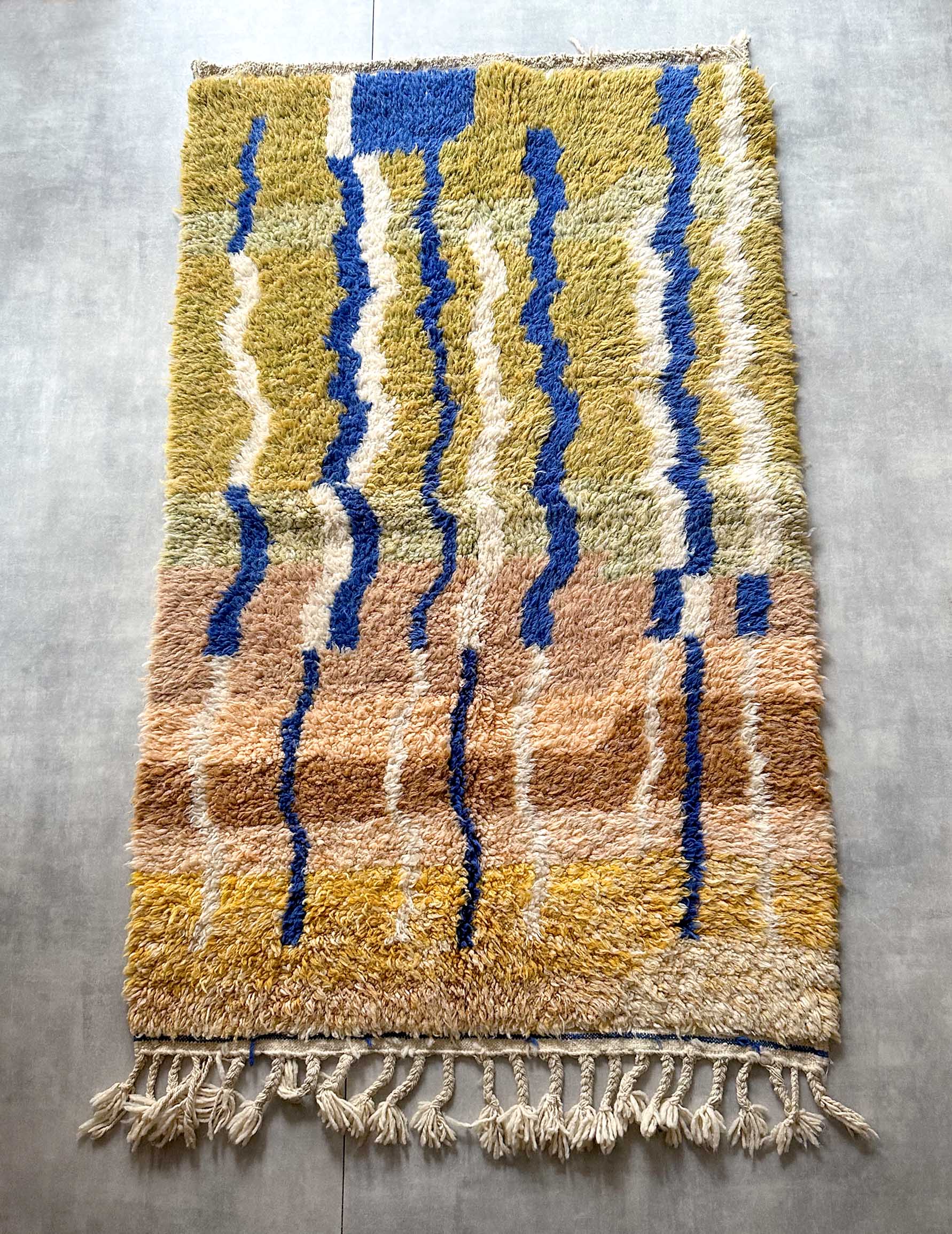 Abstract rug