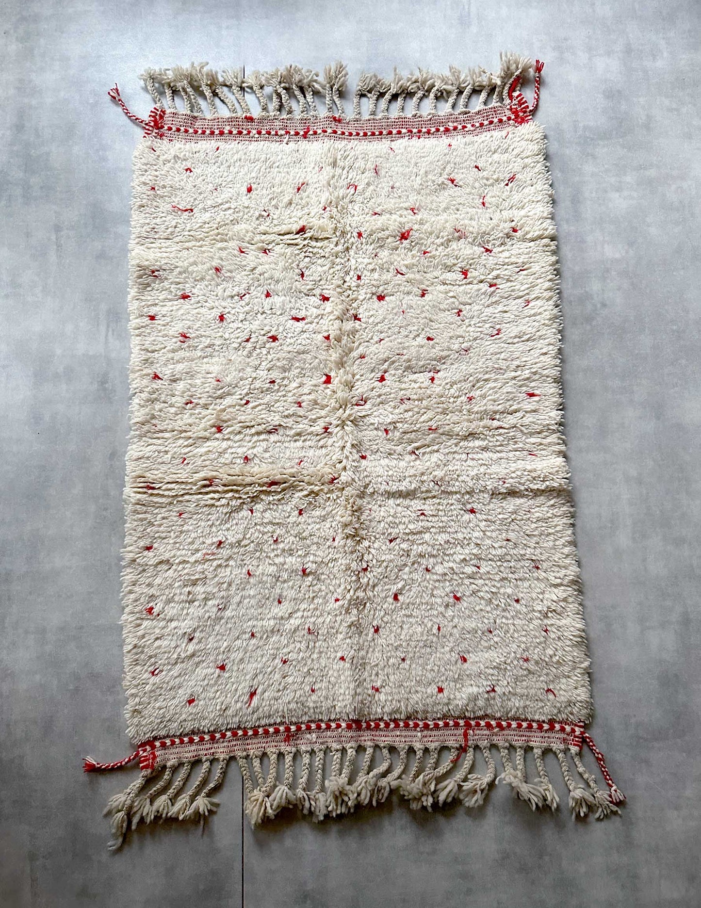 Dot rug