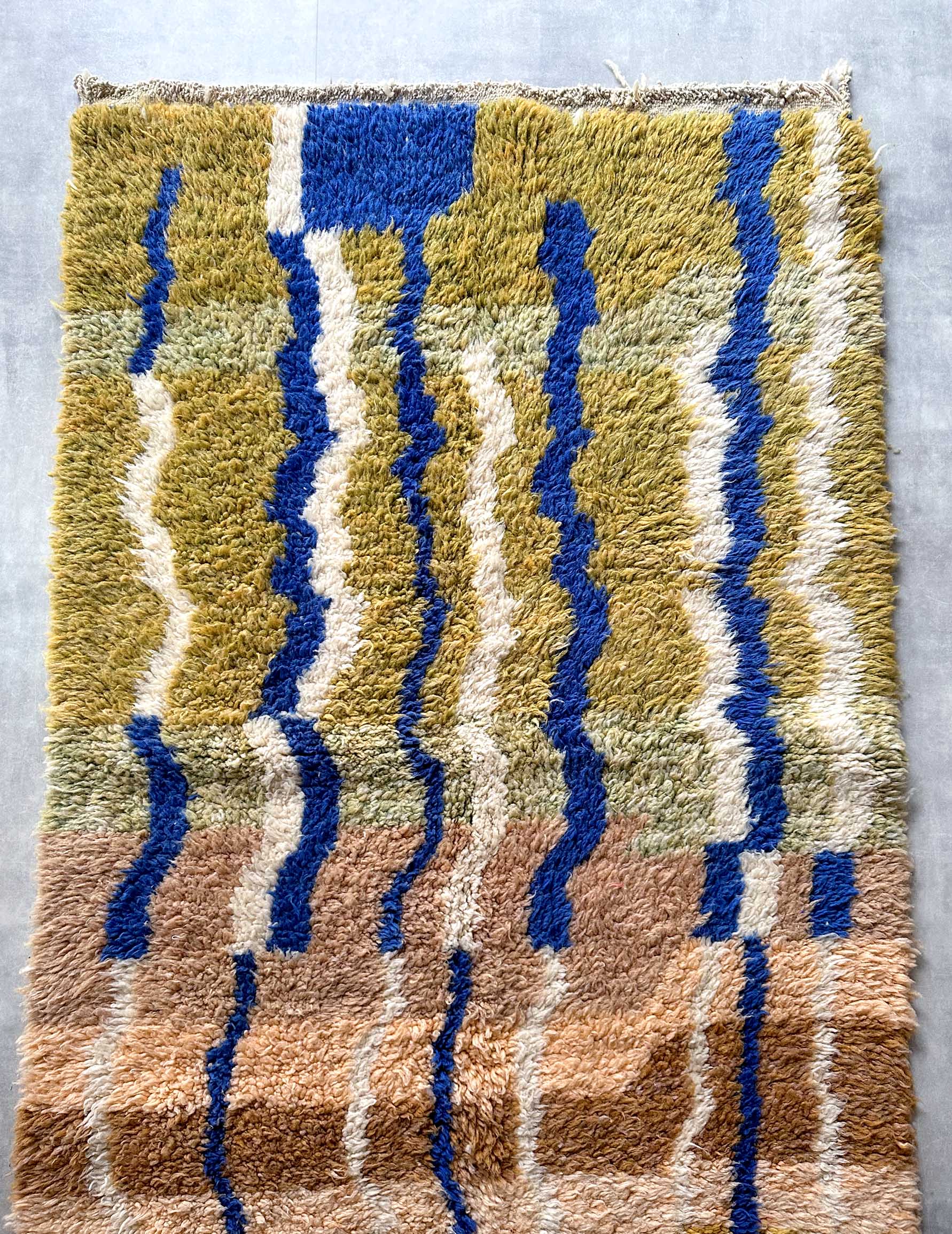 Abstract rug