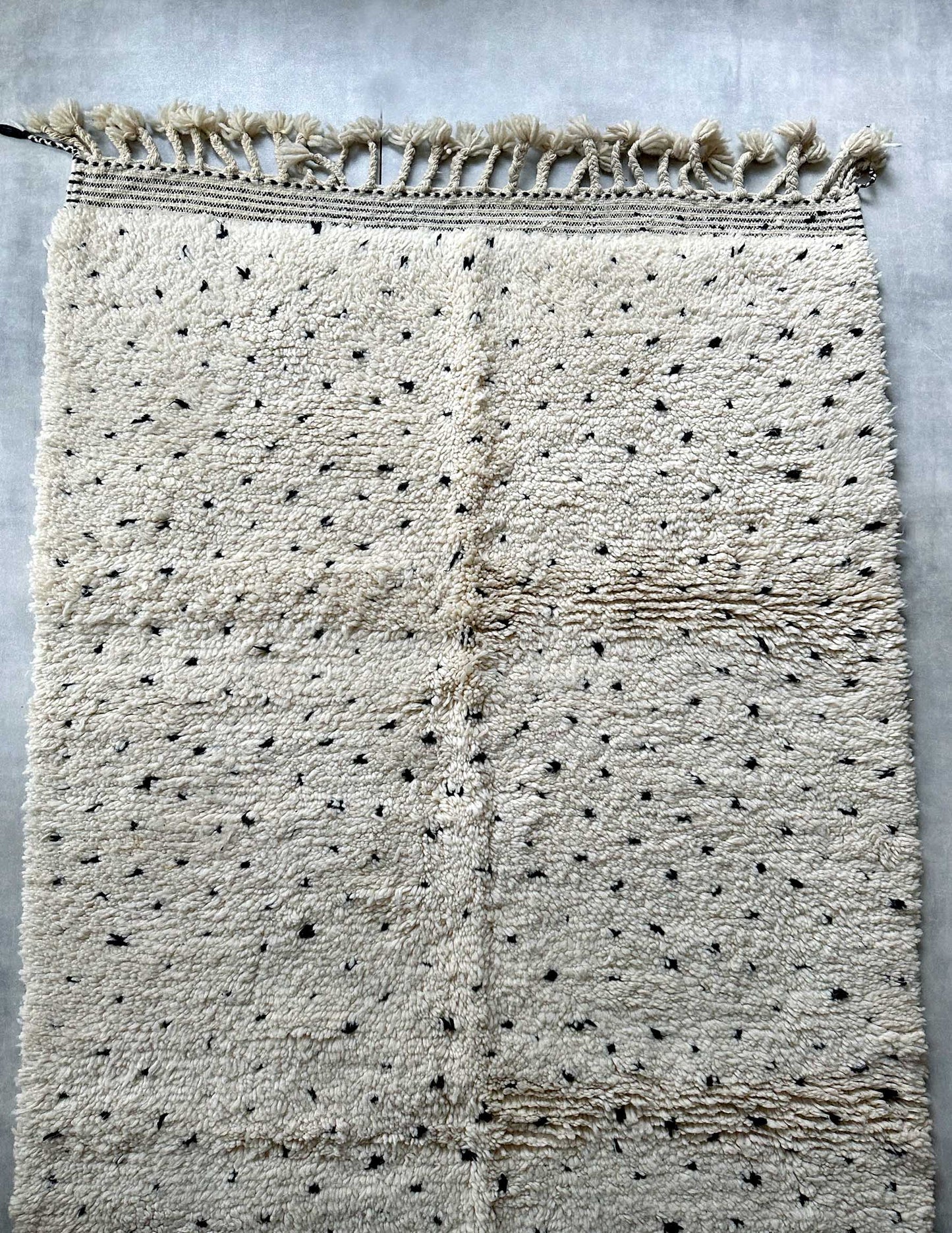 Dot rug
