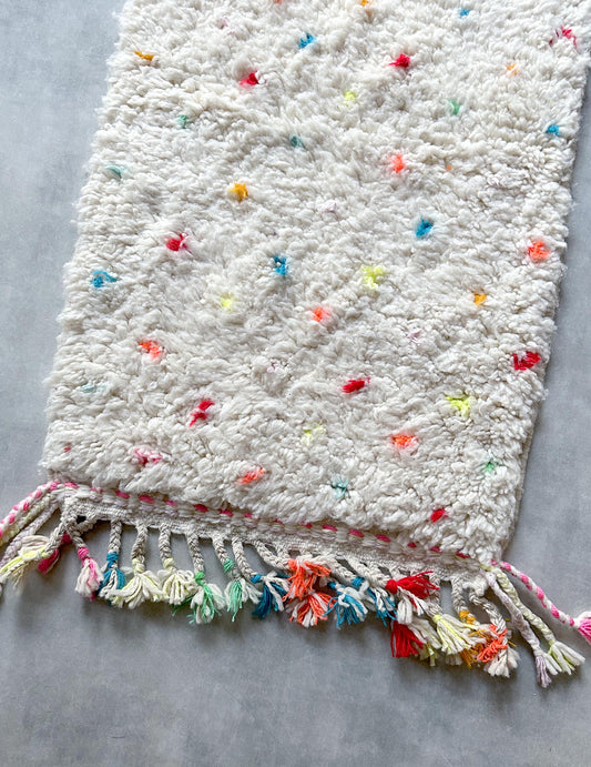 Dot rug