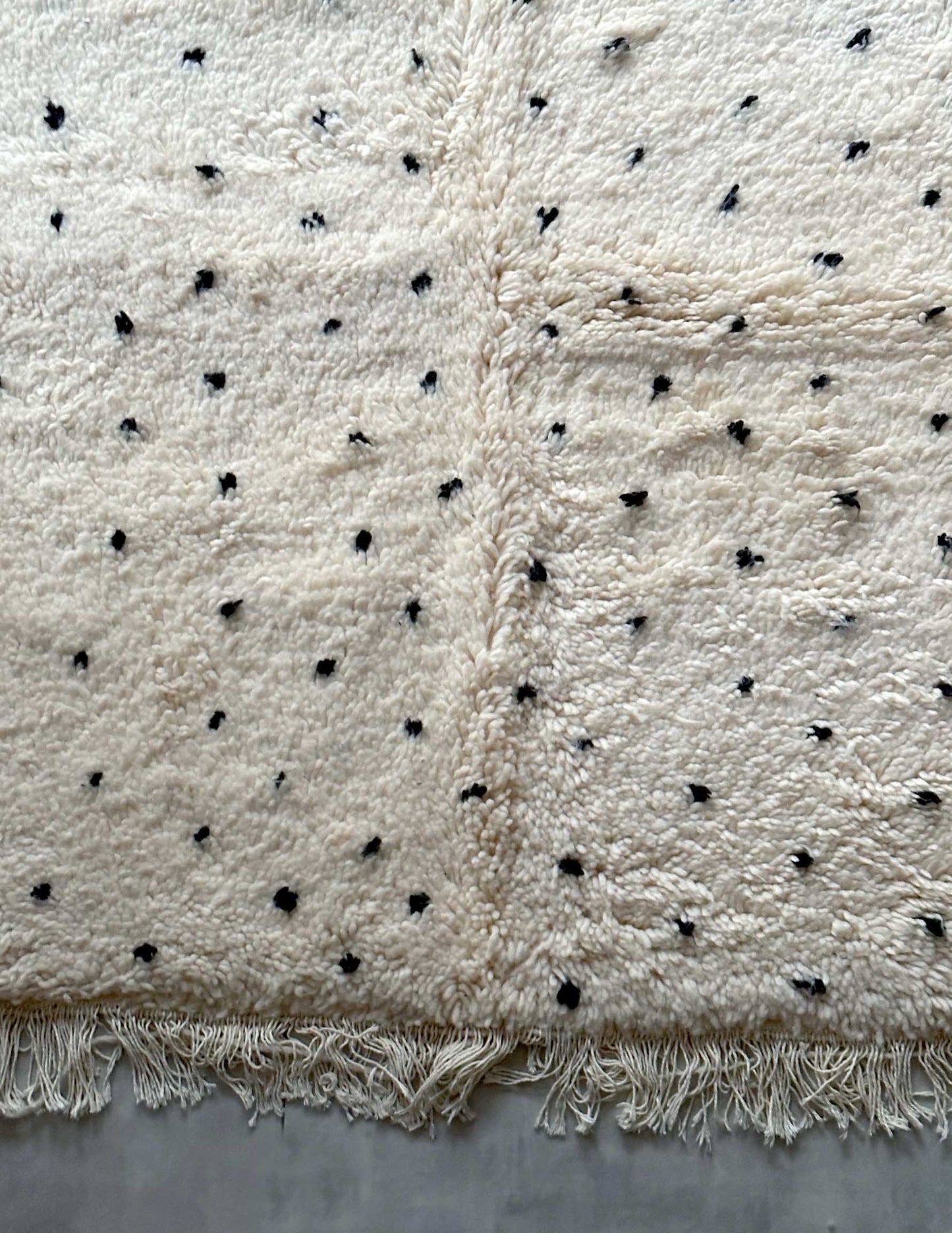 Dot rug