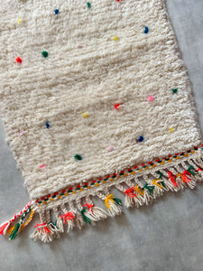 Dot rug