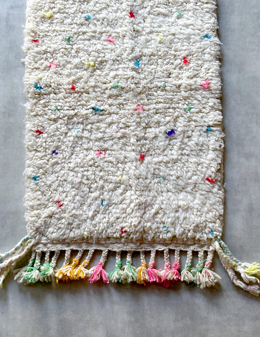 Dot rug