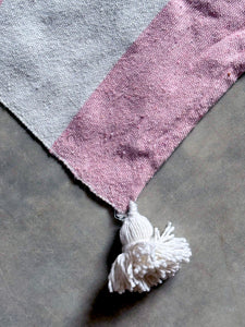 Pompom blanket