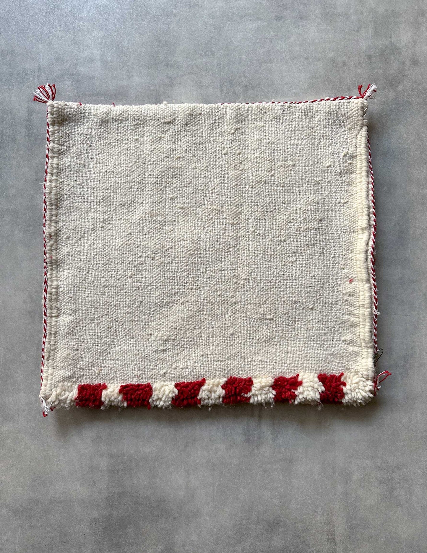 Checker cushion cover