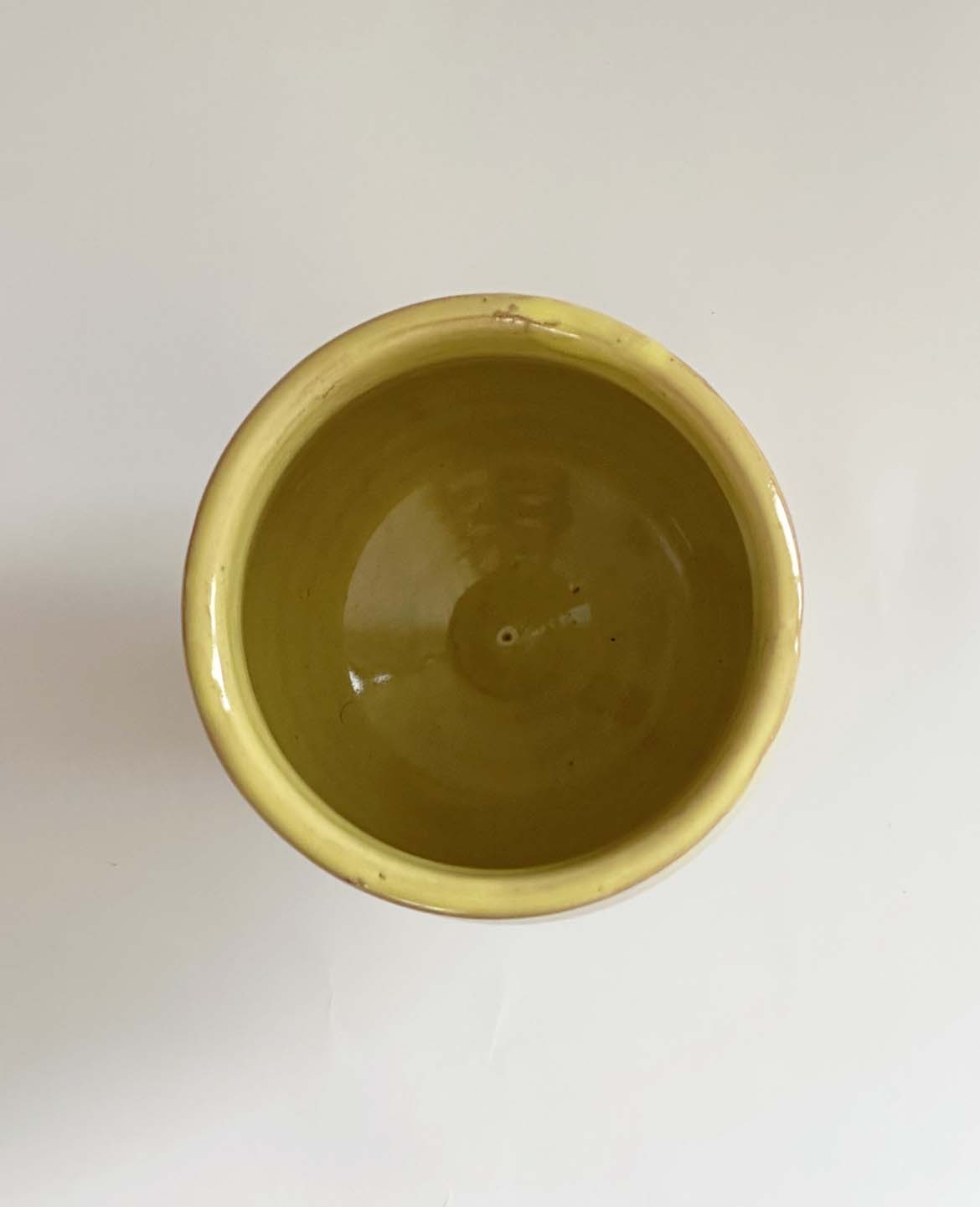 Ceramic cup