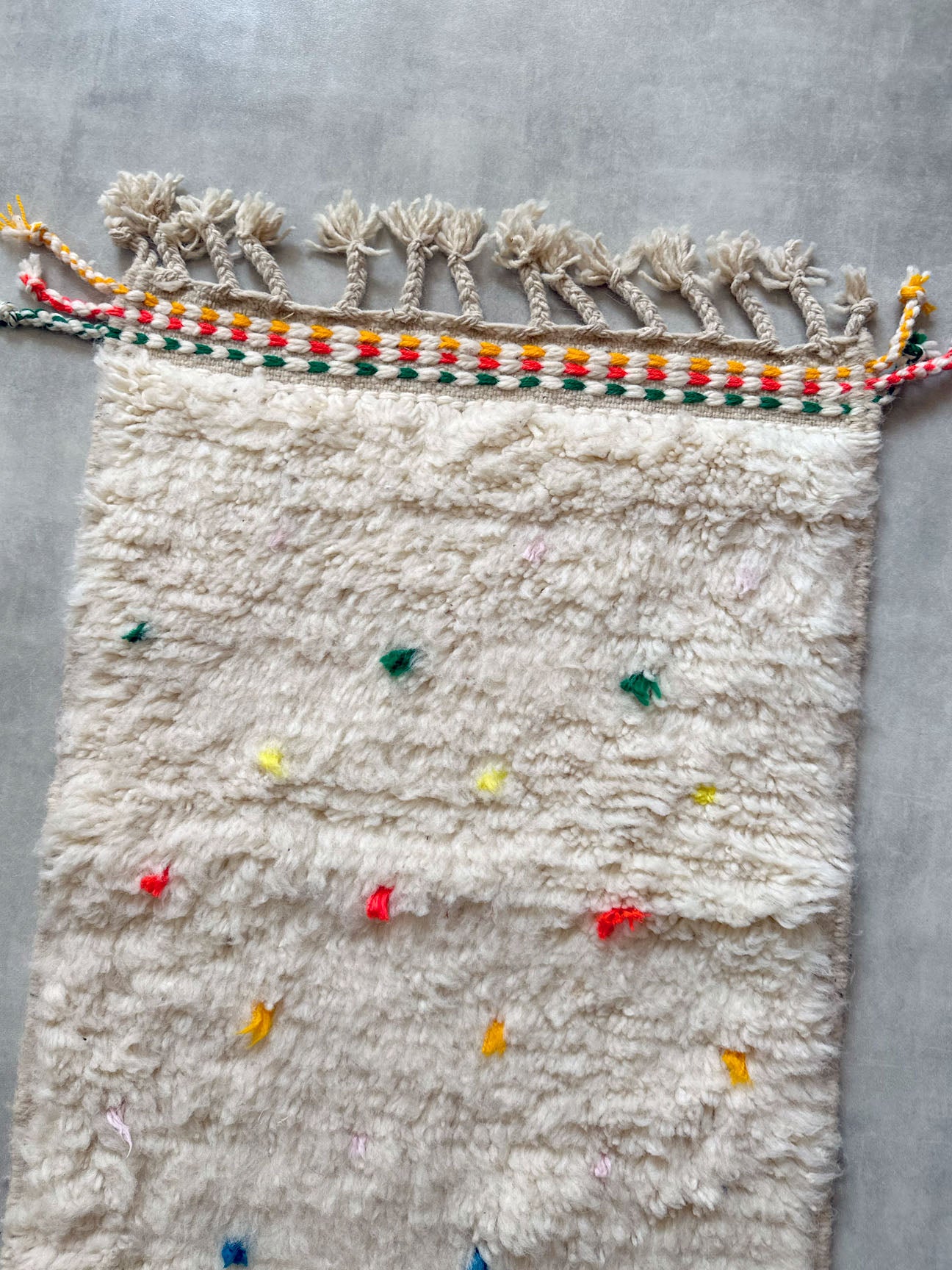 Dot rug