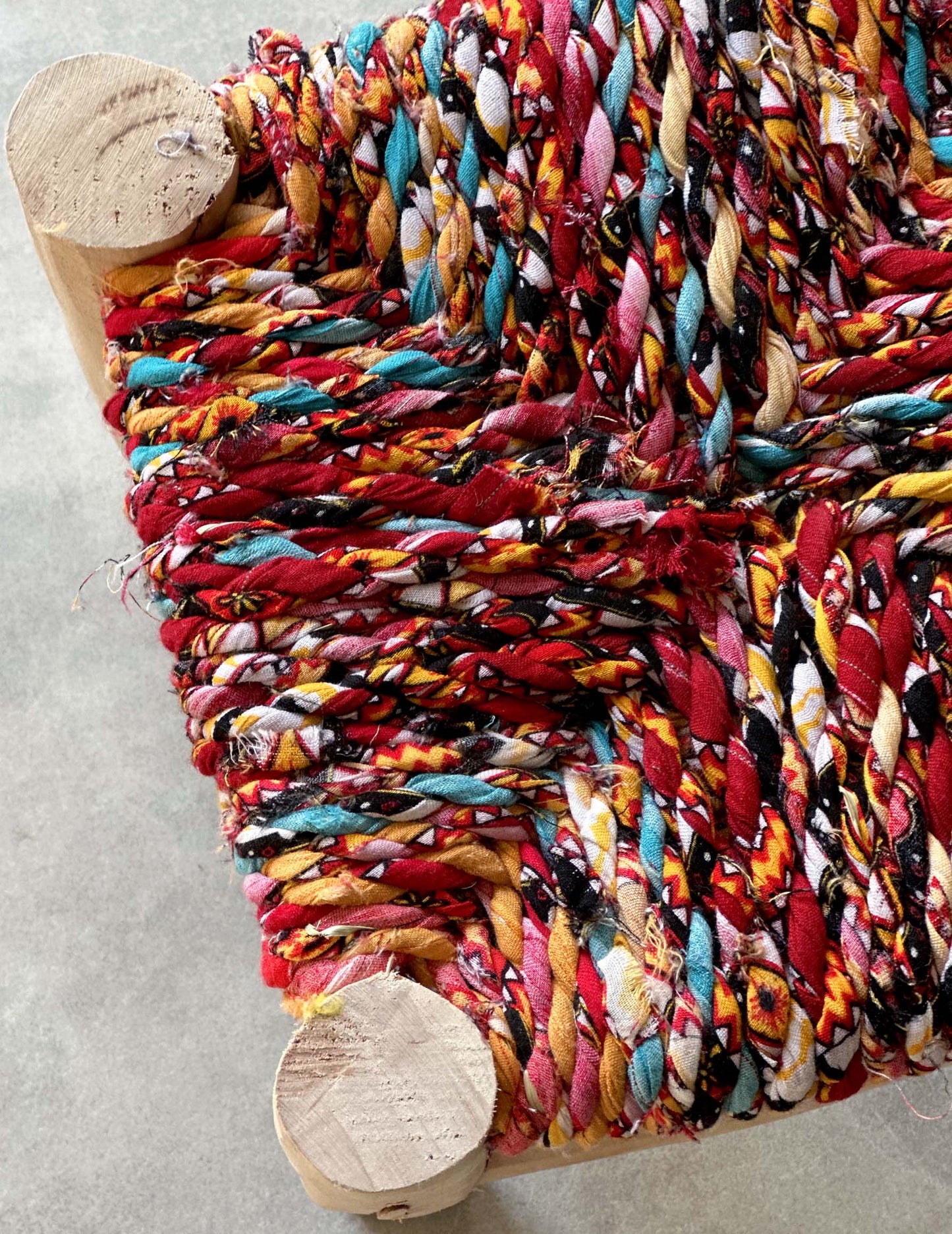 Handmade stool (Mix colors)