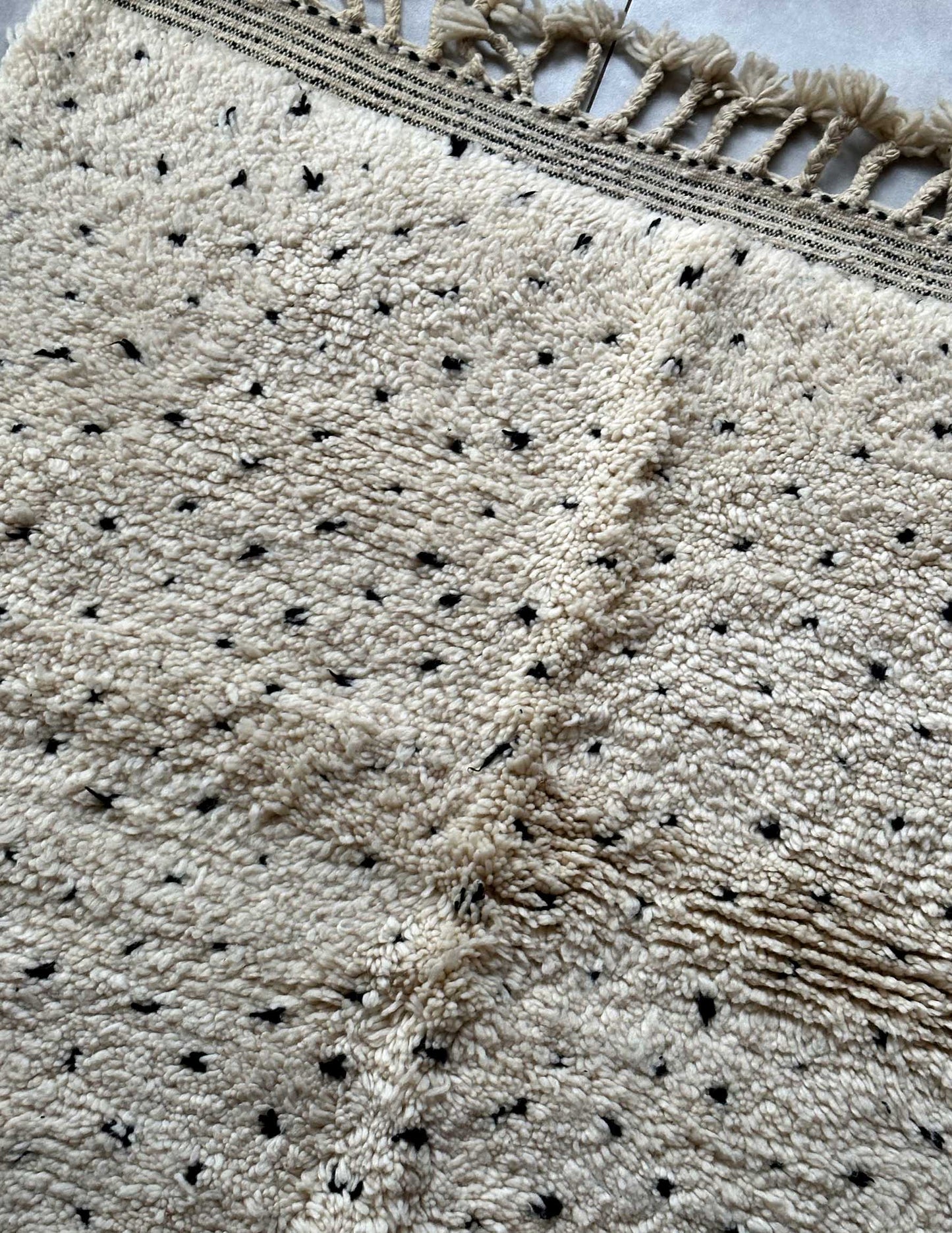 Dot rug
