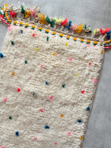Dot rug