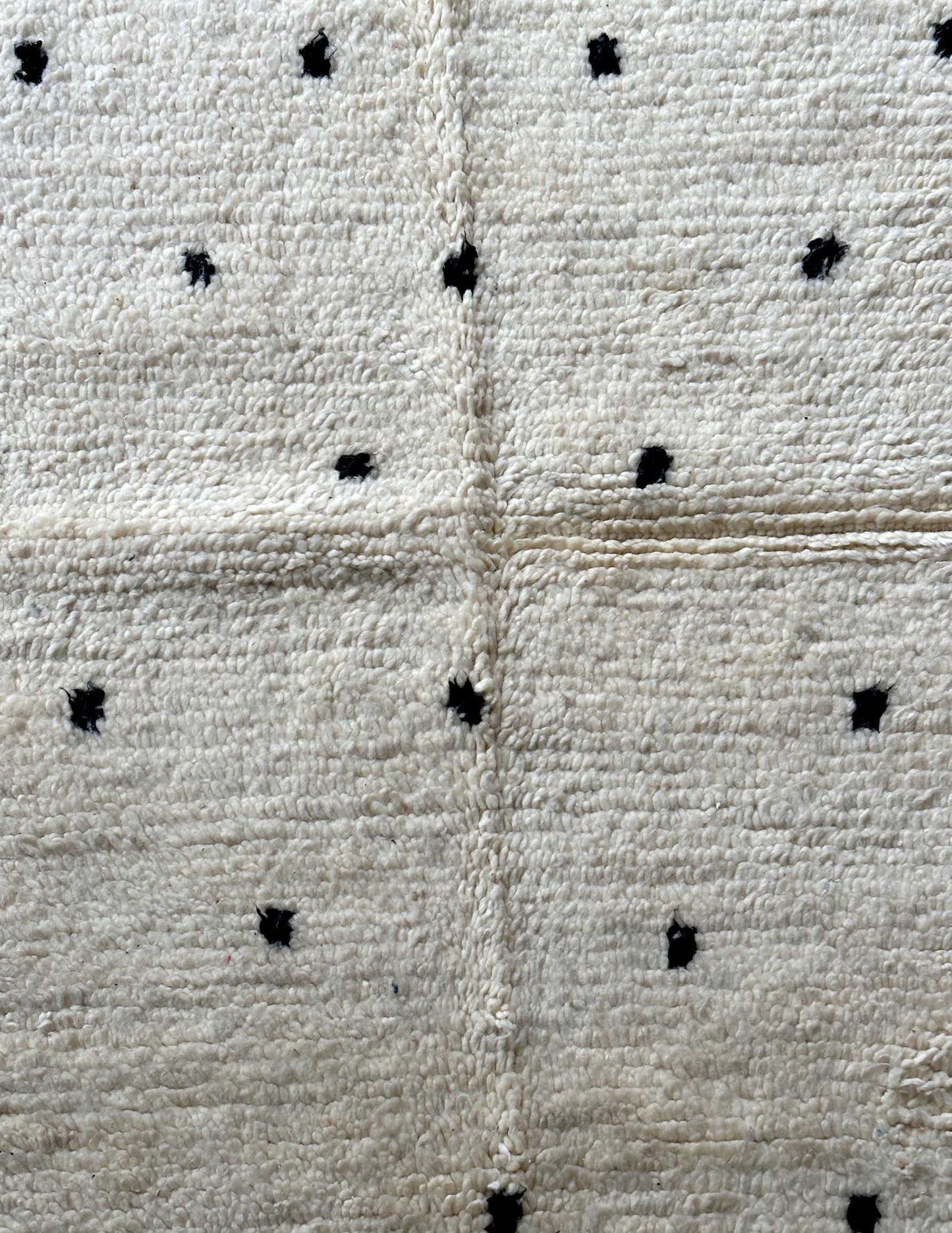 Dot rug