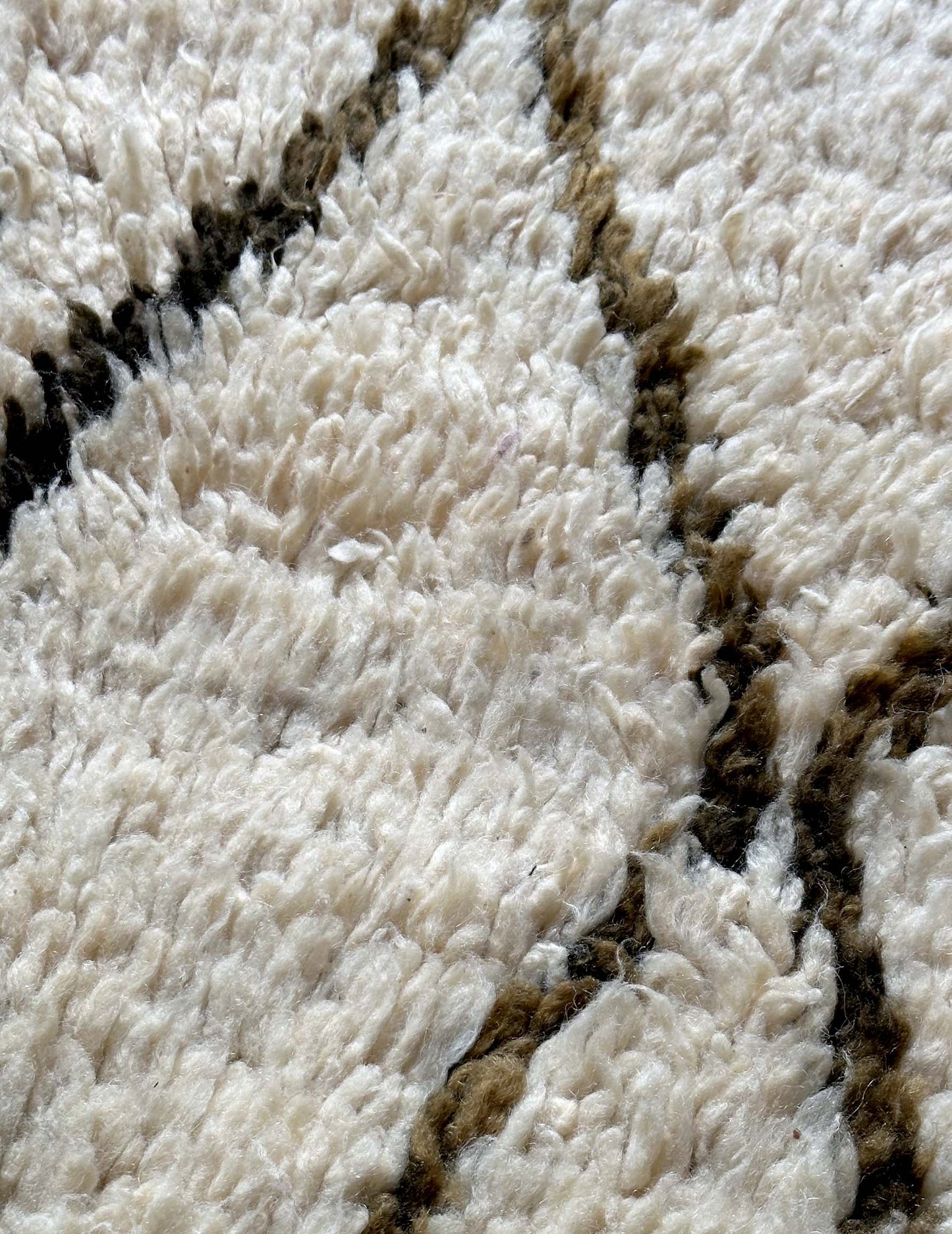 Vintage beni Ouarain rug