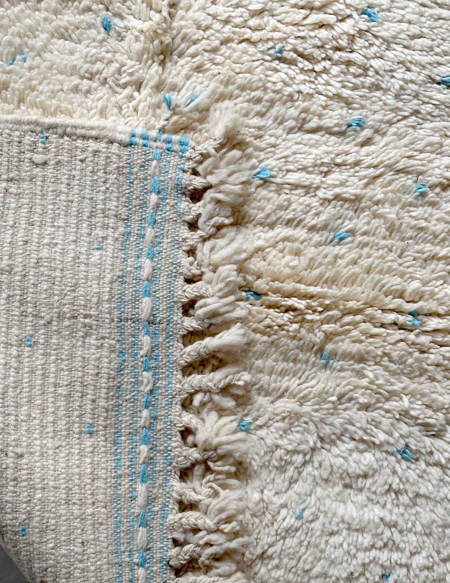 Dot rug