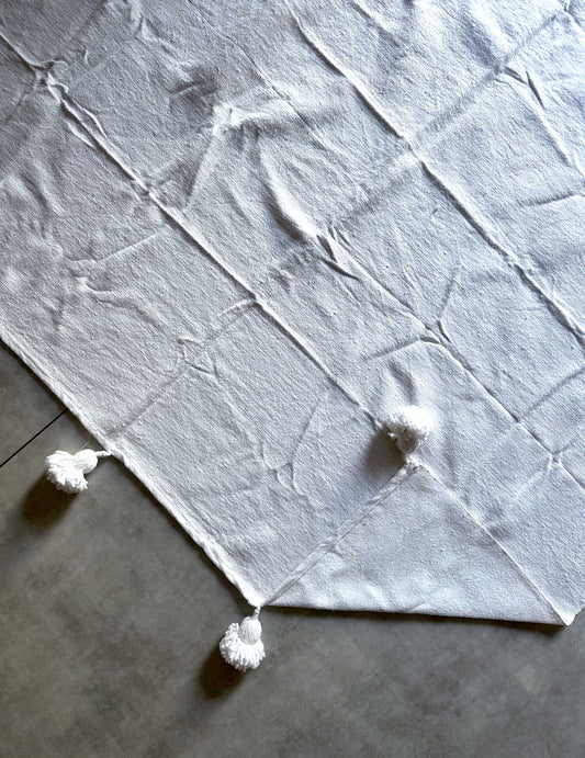 Pompom blanket (ワイト)