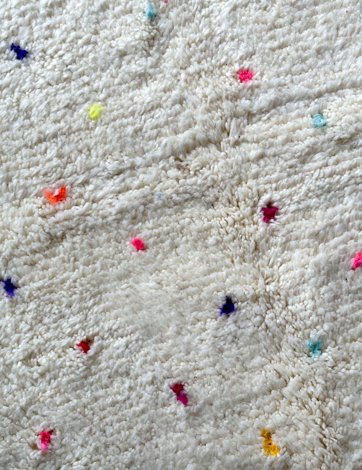 Dot rug