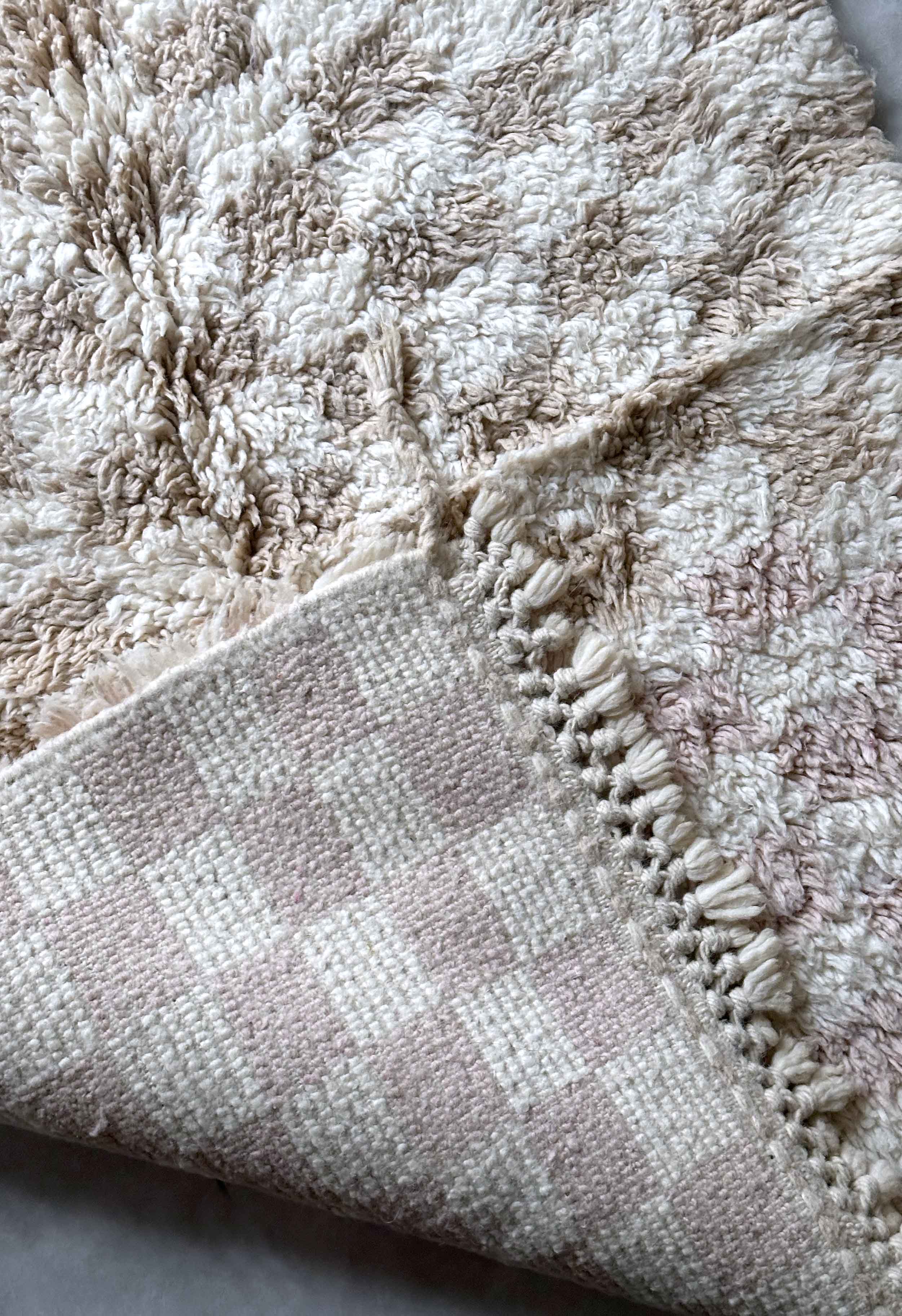Checker rug – Zarabiya