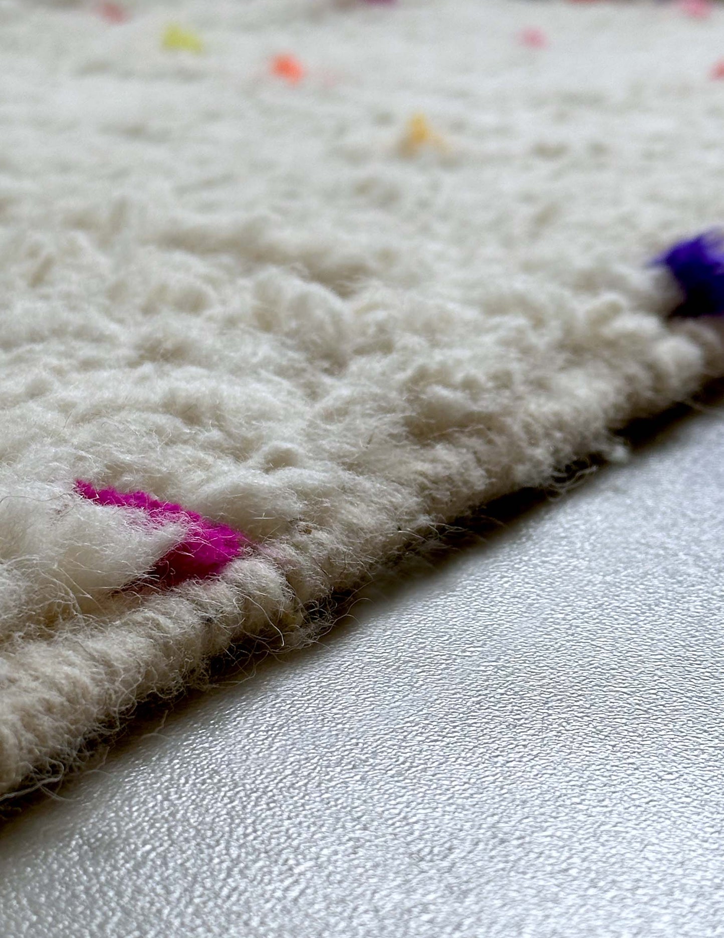 Dot rug
