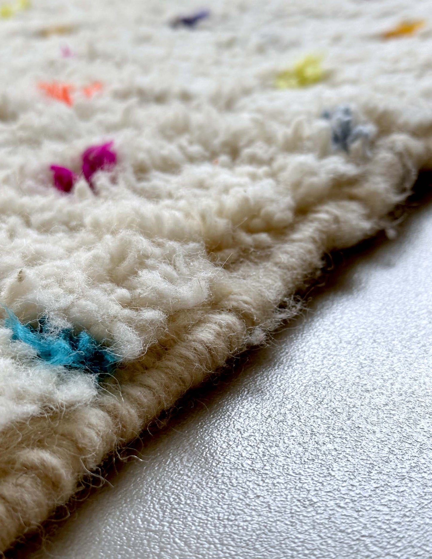 Dot rug