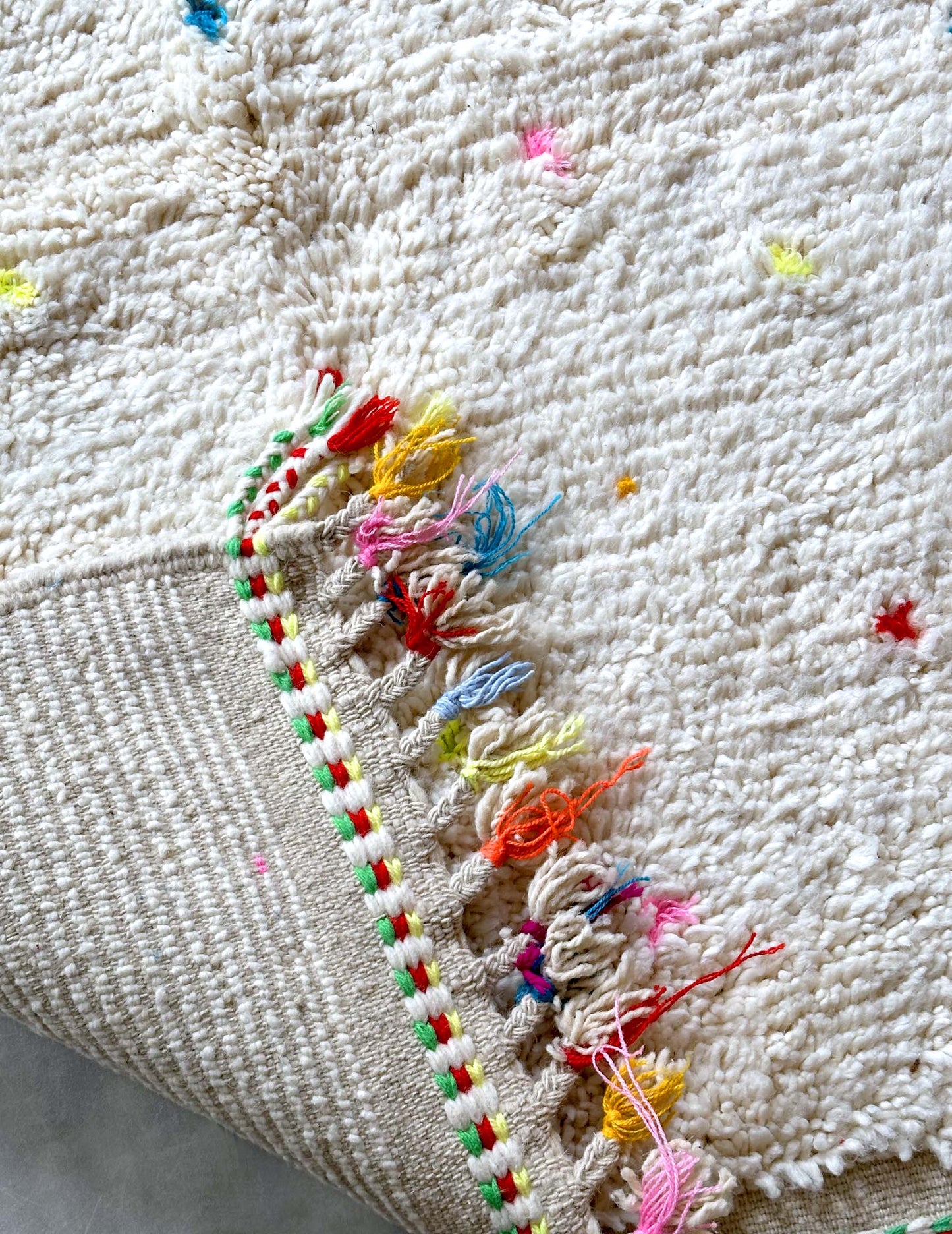 Dot rug