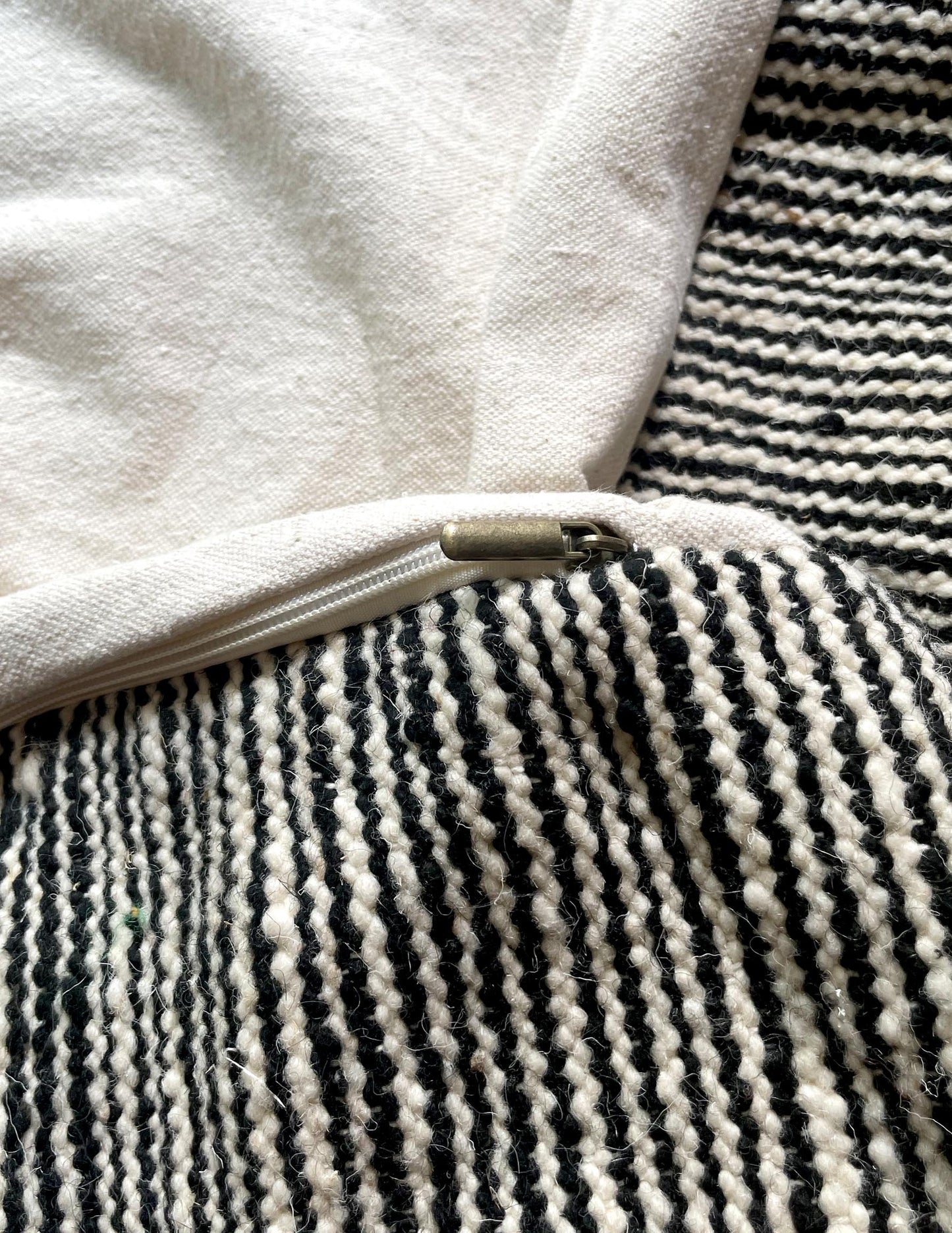 Beniouarain Pouf
