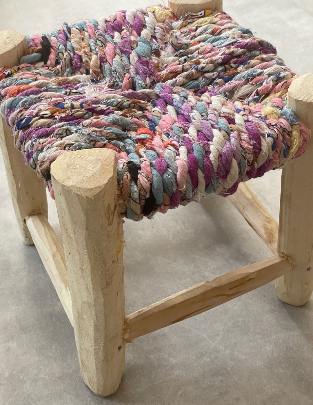Handmade stool ( Mix pink )