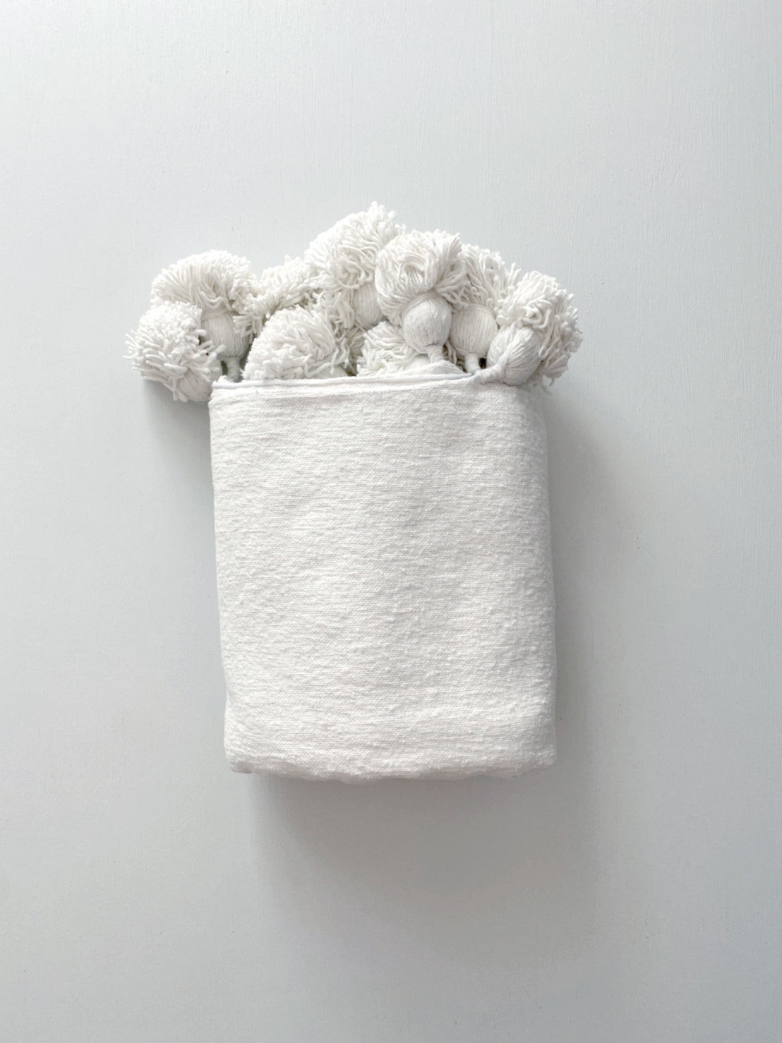 Pompom blanket