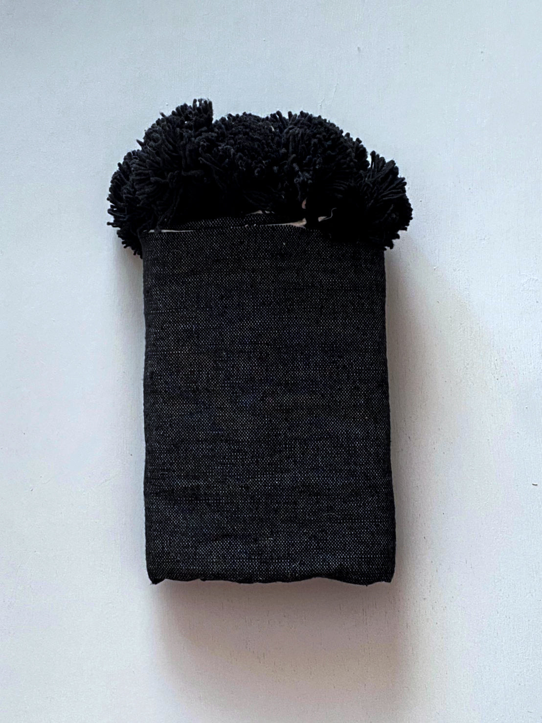 Pompom blanket