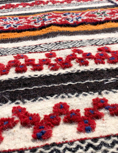 Taznakht Rug