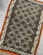 画像をギャラリービューアに読み込む, Berber rug
