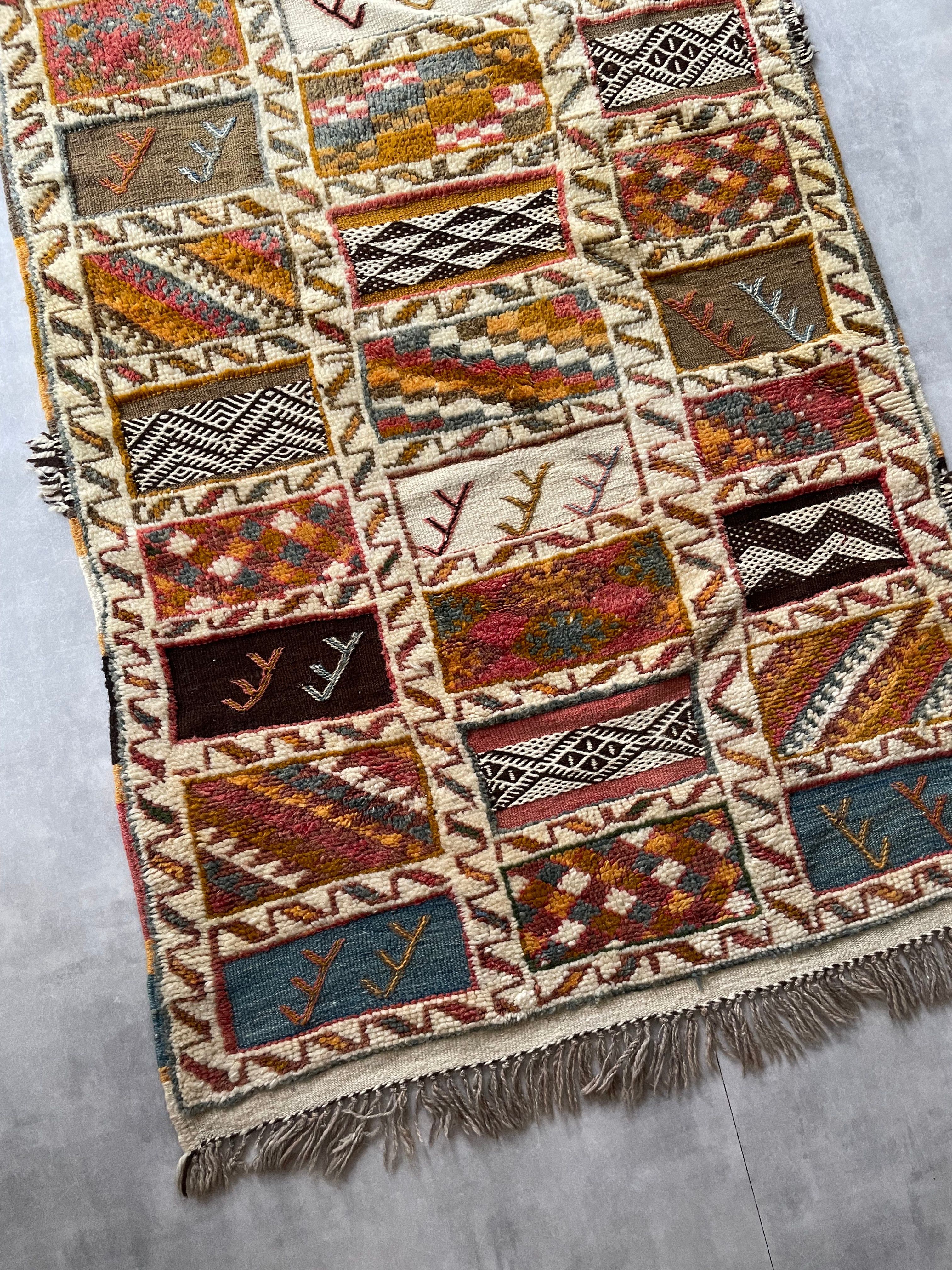 Taznakht rug